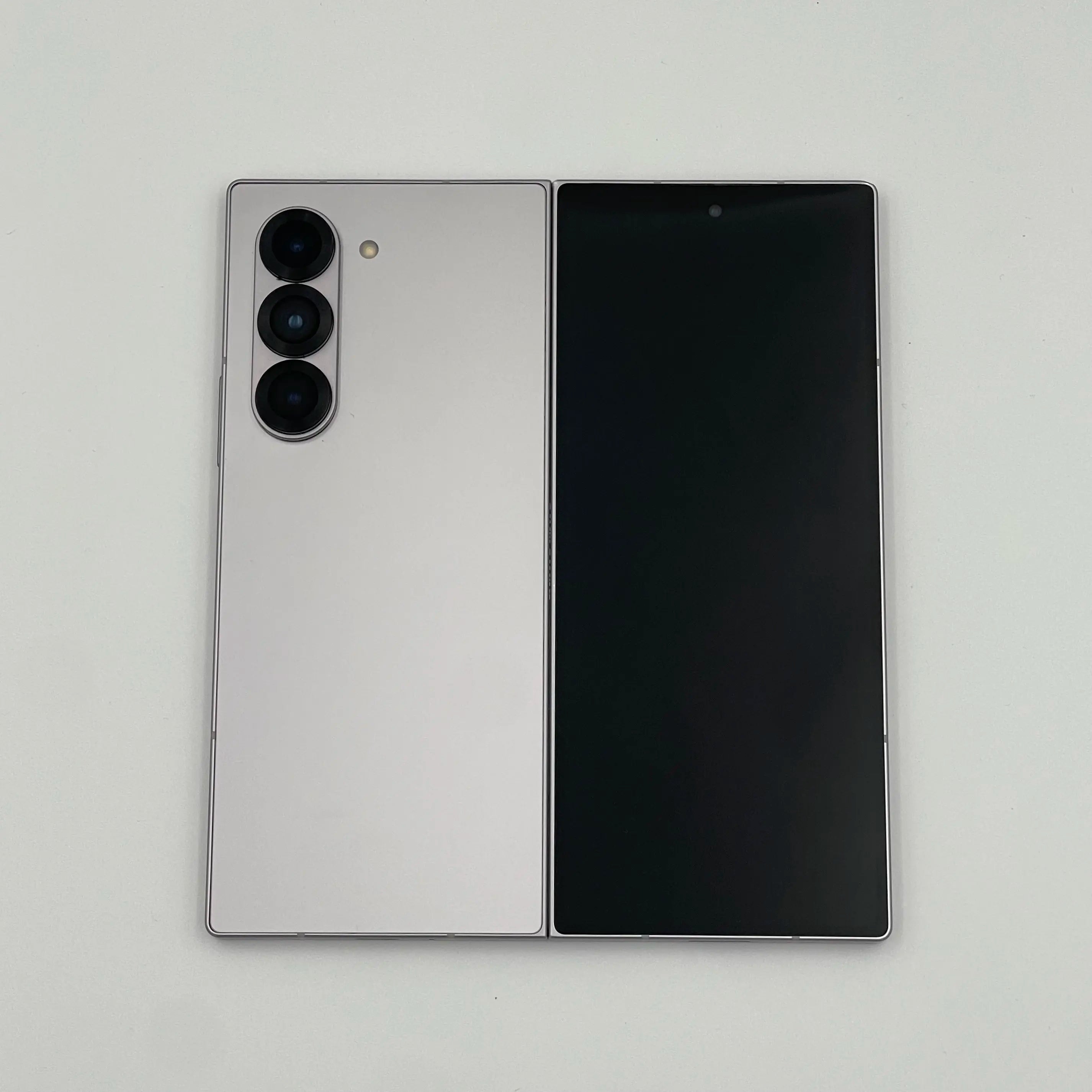 Samsung Galaxy Z Fold 6 (Pre-Owned)